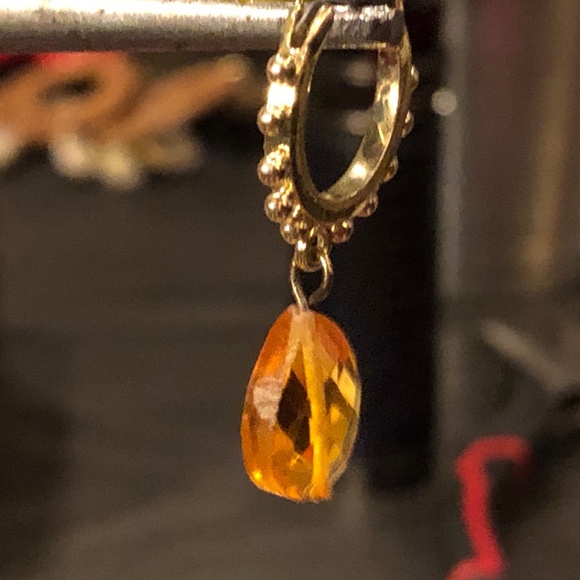 3/$40 VTG Studded Gold Dainty Small Hoop Pierced Earrings w/Yellow Bead Dangles - Picture 7 of 12